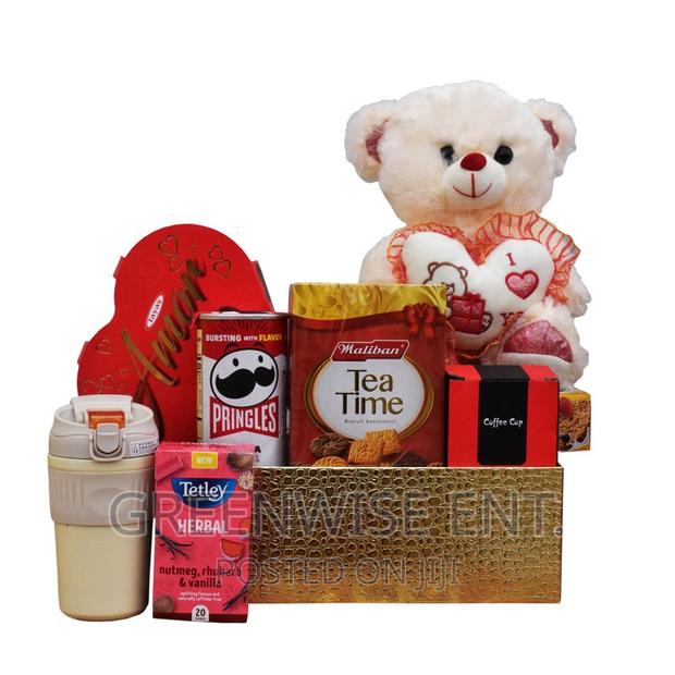 Birthday Mini Gift Treat · Photo 1