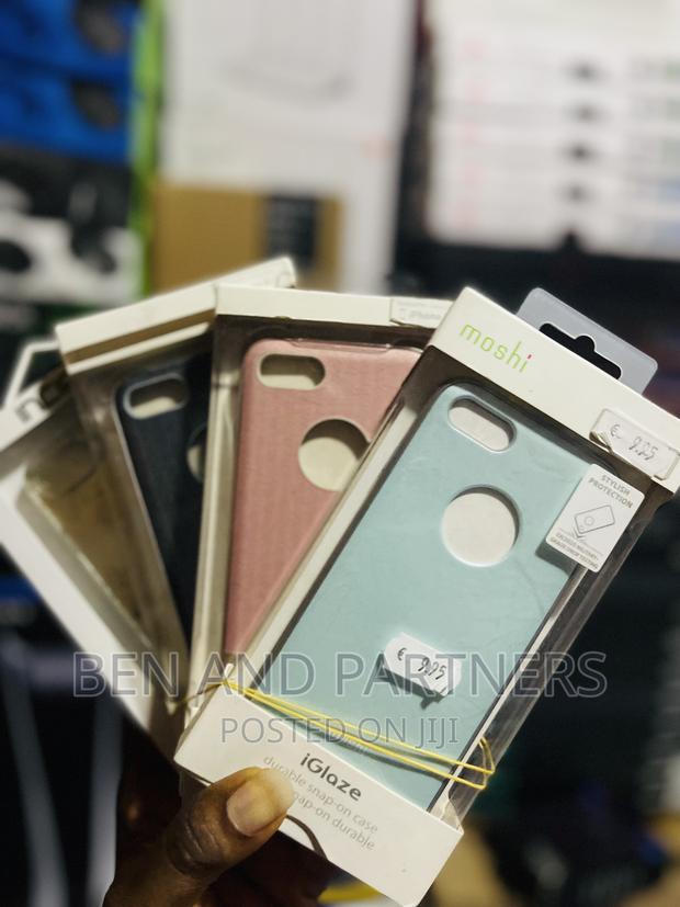 Moshi Vesta Fabric Hardshell Case for iPhone 8/7 · Photo 3