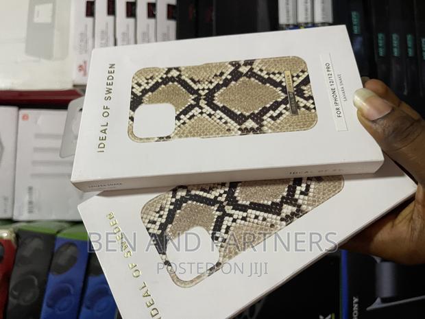 Ideal Sweden Sahara Snake for iPhone 12/12 PRO · Photo 1