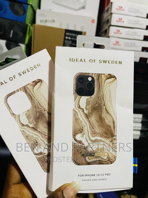 Golden Sand Marble for iPhone 12 12 Pro · Photo 1