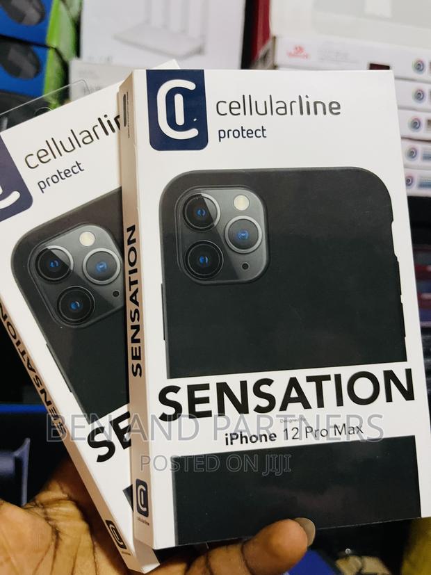 Original Cellularline iPhone 12 Pro Max Silicone Cover · Photo 1