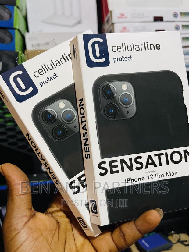 Original Cellularline iPhone 12 Pro Max Silicone Cover · Photo 3