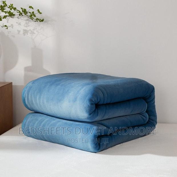 Blankets for Your Bed and Sofas · Photo 3