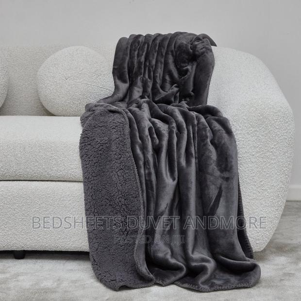 Blankets for Your Bed and Sofas · Photo 4