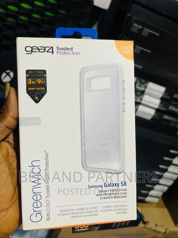 Gear4 D3O Cover Silver, Greenwich for Galaxy S8 · Photo 1
