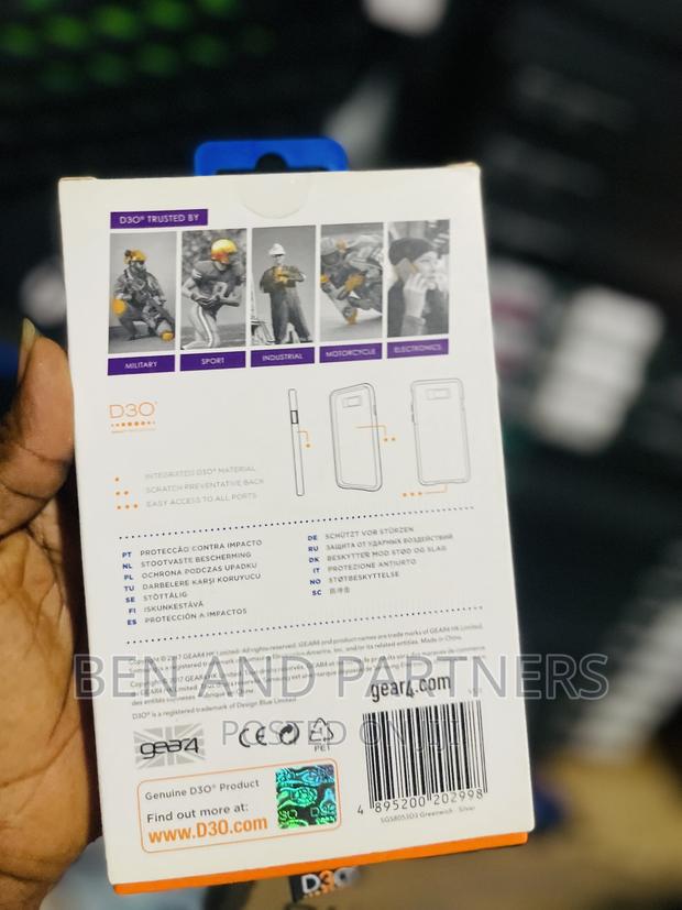 Gear4 D3O Cover Silver, Greenwich for Galaxy S8 · Photo 2