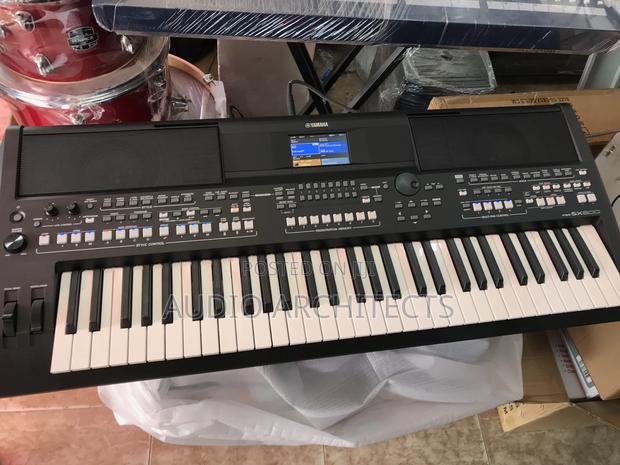 Yamaha PSR Sx600 Keyboard · Photo 2