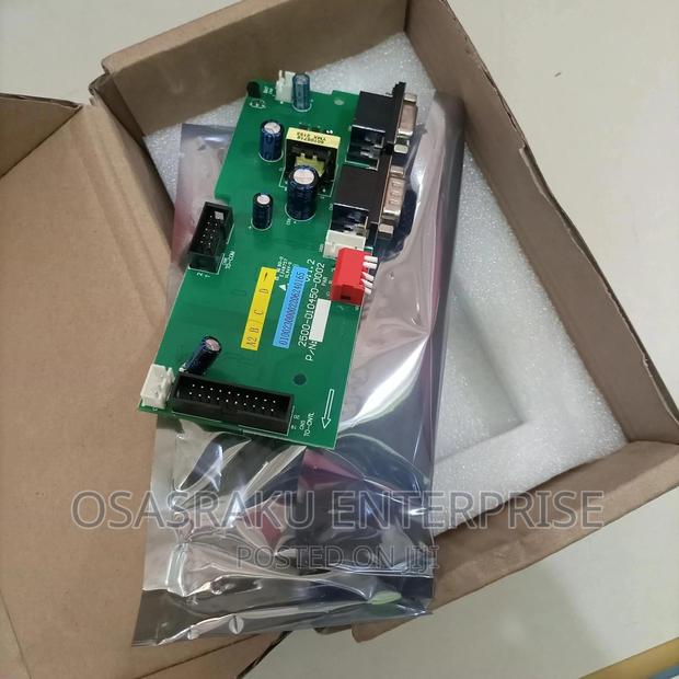 MUST Hybrid Inverters Parallel Kit · Photo 3