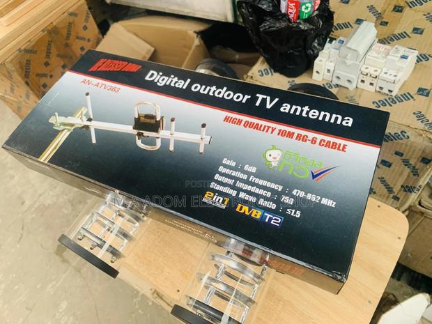 Outdoor Digital Antenna · Photo 2