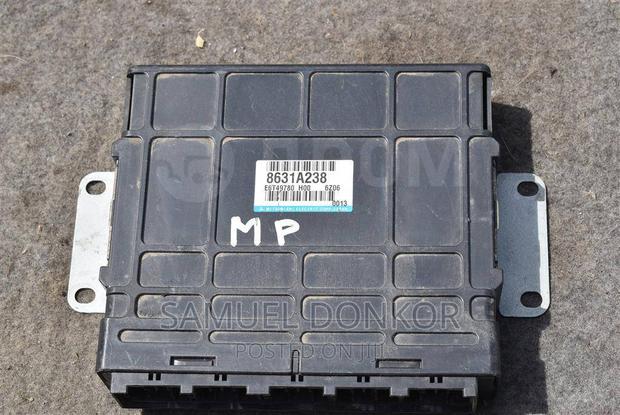 Mitsubishi Outlander E6t44xxx · Photo 1