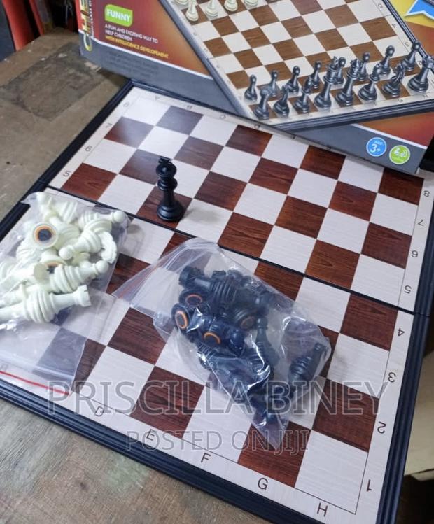 Original Chessboard Game · Photo 1