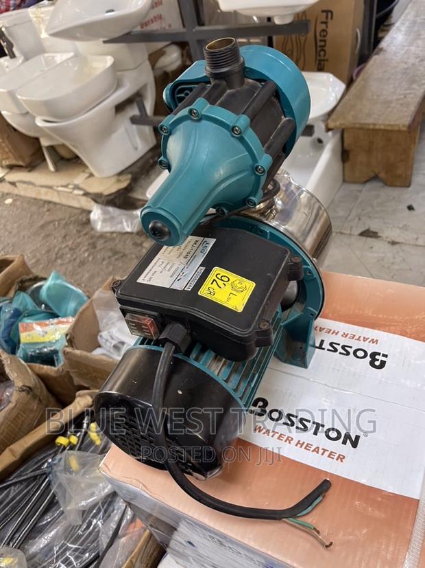 Leo 1.5 Horsepower Water Pump With Booster - Water Pump · Photo 3