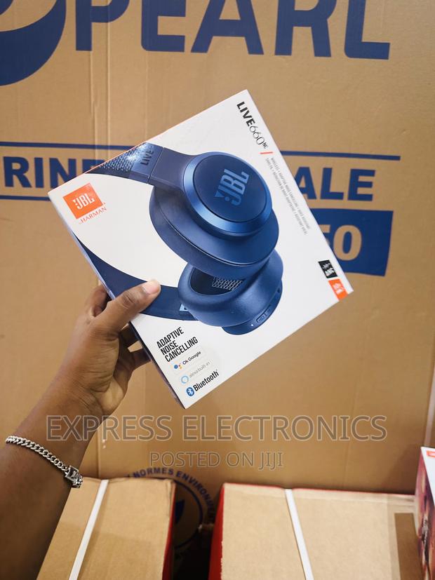 Lovely Sleek Live 660 Headphones · Photo 1