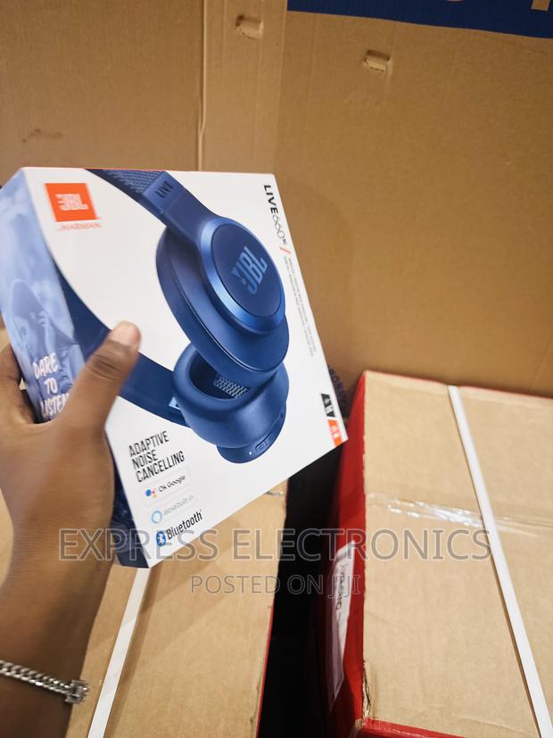 Voice Assistant Skeek Headphones JBL 660 · Photo 1