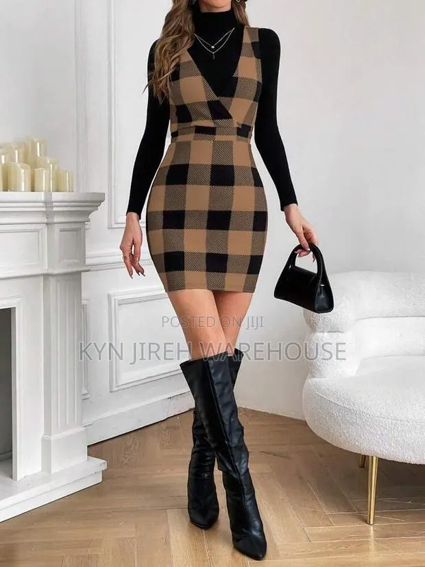 Ladies Casual Wear · Photo 1