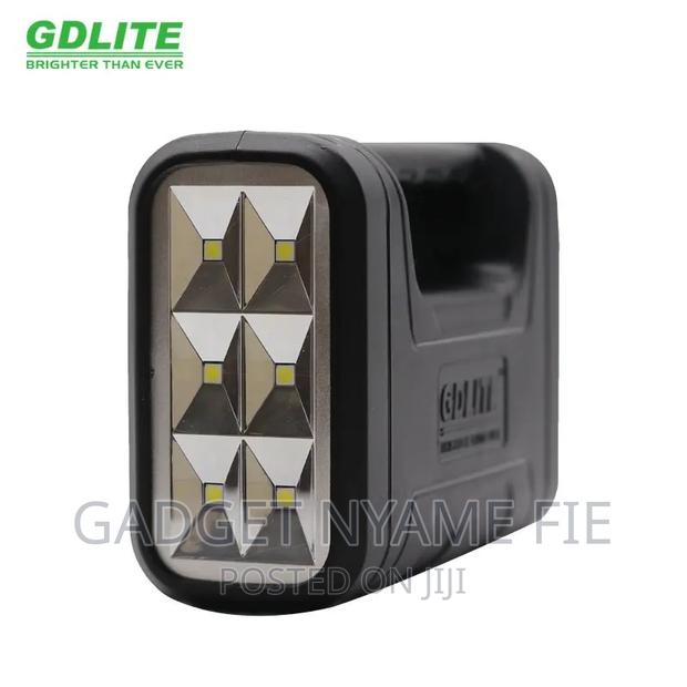 Gdlite-3 Bulbs-1 Solar Panel-Usb Chargers · Photo 1