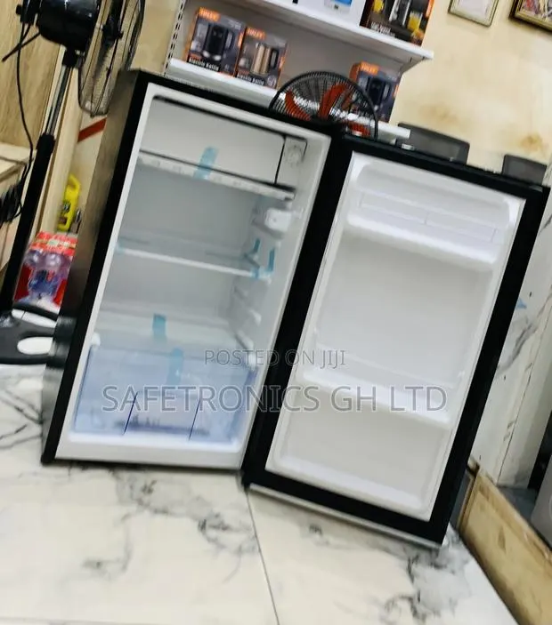 Quality Black Top Mount Pearl Refrigerator 86liters Pf109 · Photo 1