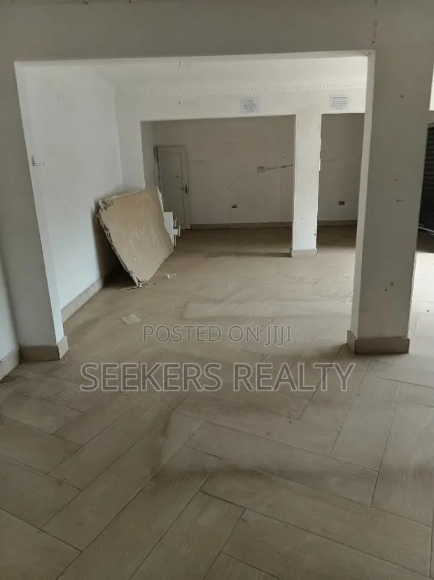A Contemporary Shop for Rent at Osu · Photo 1