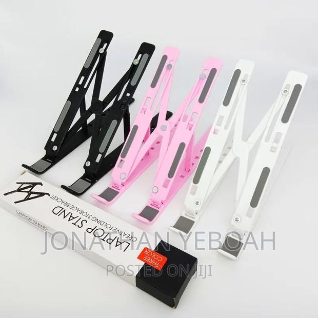 Metallic Laptop Stand · Photo 3