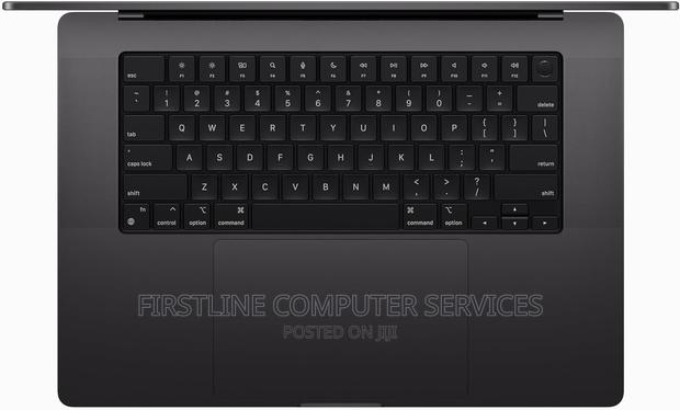 New Apple MacBook Pro 2023 M3 Pro 14-Inch 18GB Apple M3 Pro SSD 512GB · Photo 3