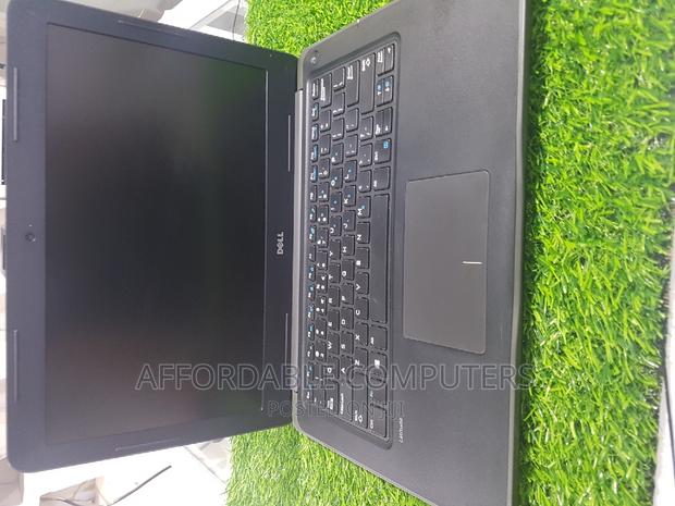 Laptop Dell Latitude 13 3380 8GB Intel Core I3 HDD 500GB · Photo 3