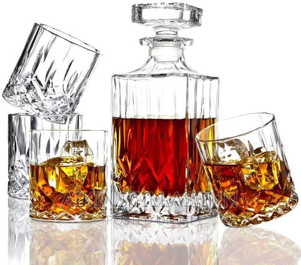 Glass Decanter Set · Photo 1