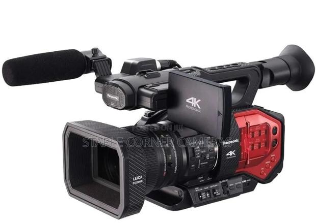 Panasonic Ag-dvx200 Camcorder. · Photo 1