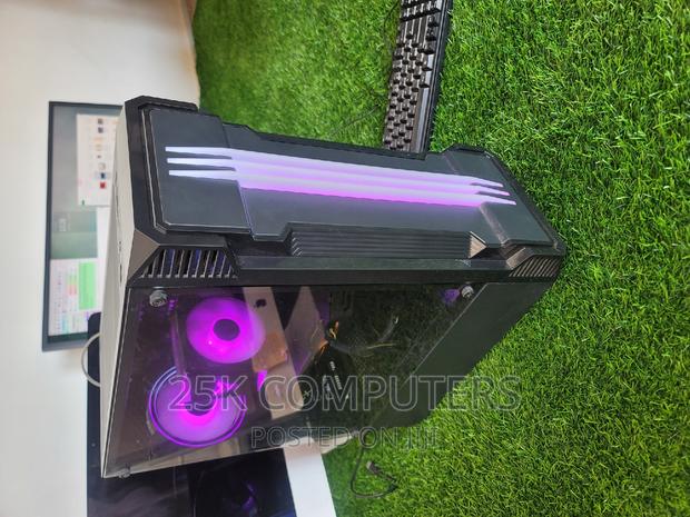 Gigabyte GA-H110MSTX-HD3-ZK 16GB Intel Core I7 SSHD+SSD 1T · Photo 4