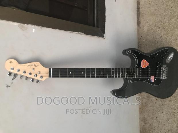 Fender Lead Guitar · Photo 4