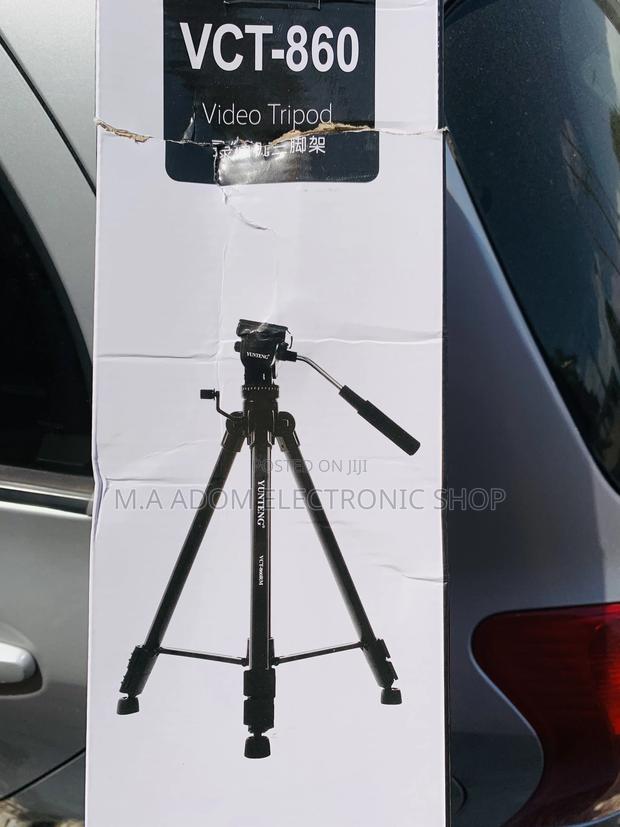 Very Strong Tripod Stand · Photo 1