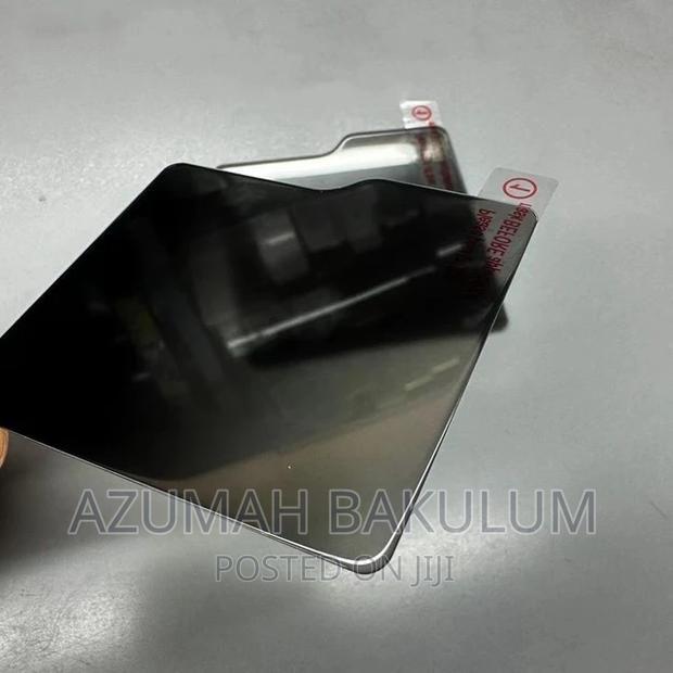 Galaxy Z Flip 5 / 6 7 Privacy Front Led Screen Tempered Glass · Photo 7