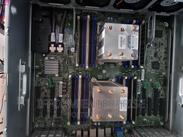 Server HP ProLiant ML 64GB Intel Xeon HDD 2T · Photo 4