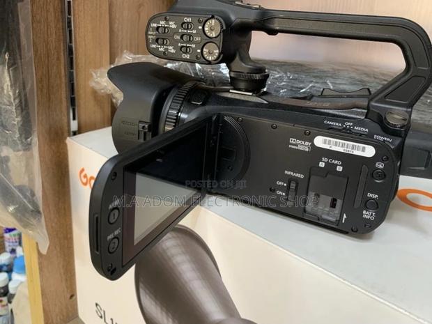 Original Canon Xa15 Compact Full HD Camcorder Video. · Photo 2