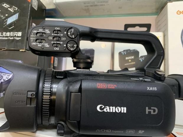 High Quality Canon Xa15 Compact Full HD Video Camera · Photo 1