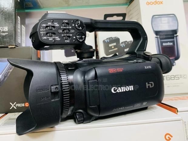 Unique Canon Xa15 Compact Full HD Camcorder Video Camera · Photo 1