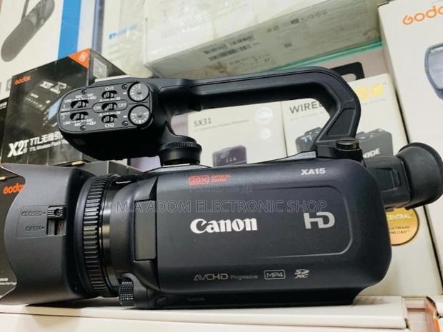Sealed in Box Canon Xa15 Compact Full HD Video Camera · Photo 1