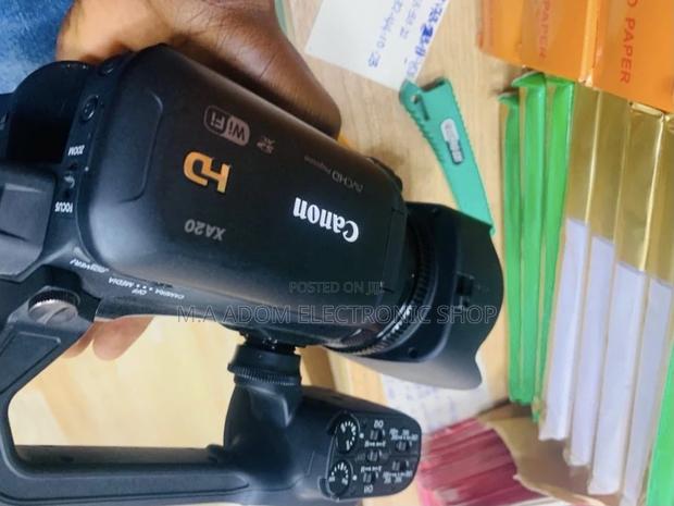 Original Canon Xa20 Full HD Professional Camcorder. · Photo 1