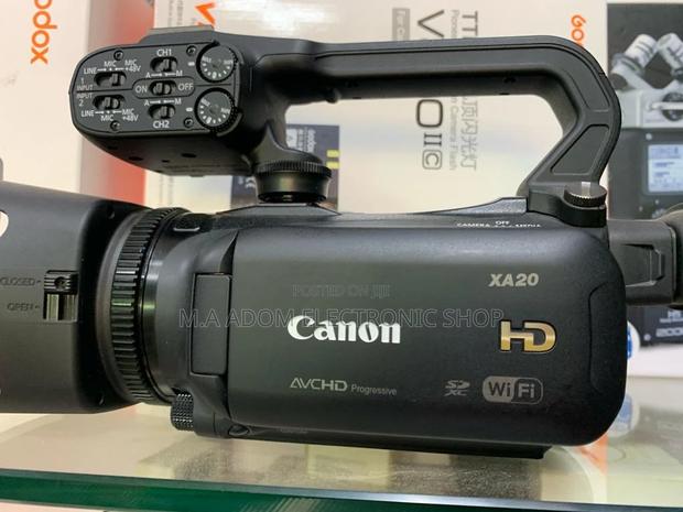 Highly Energy Saving Canon Xa20 Full HD Video Camera · Photo 1