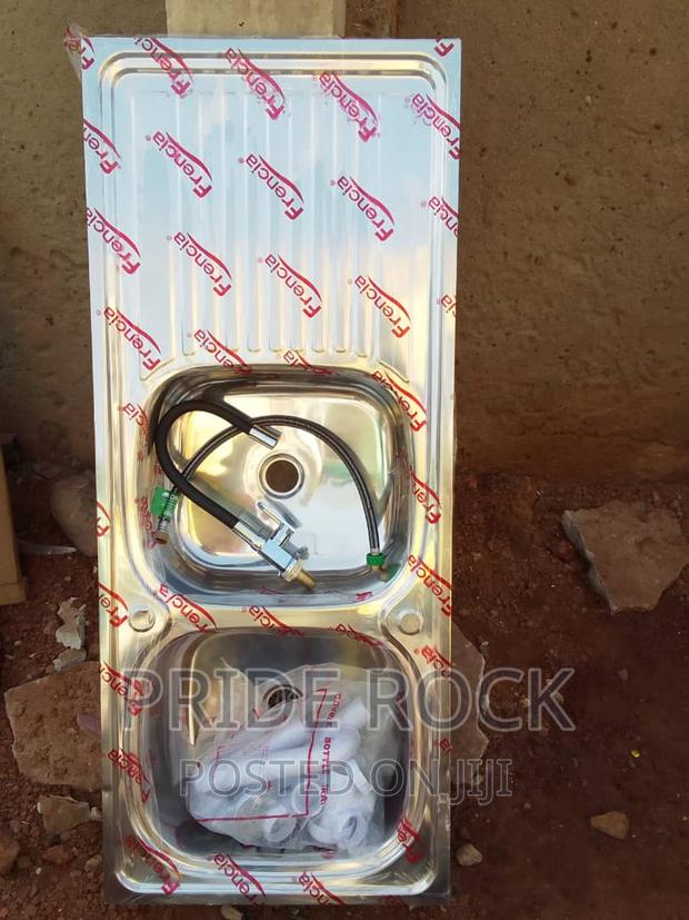 Double Kitchen Sink With One Arm and Tap Plus It Accessories · Photo 2