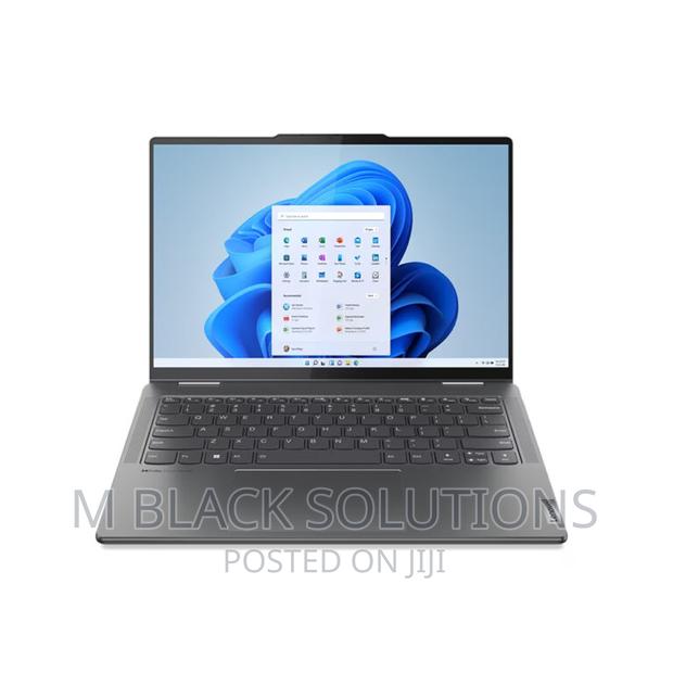 New Laptop Lenovo Yoga 700 8GB Intel Core I5 SSD 512GB · Photo 1