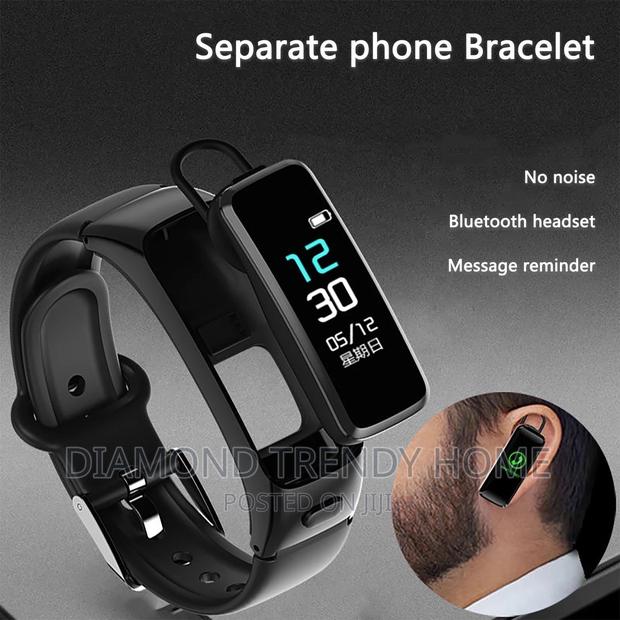 Smart Bracelets With Watch And Earpiece · Photo 8