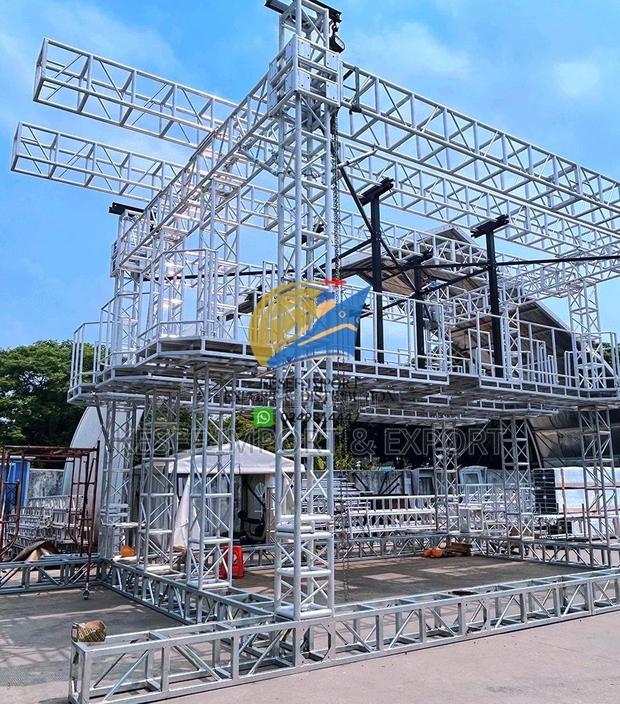 Aluminum Alloy Trusses and Stage · Photo 4