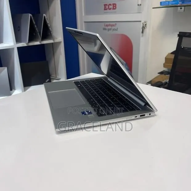 Laptop HP EliteBook 840 G9 16GB Intel Core i7 SSD 512GB · Photo 4
