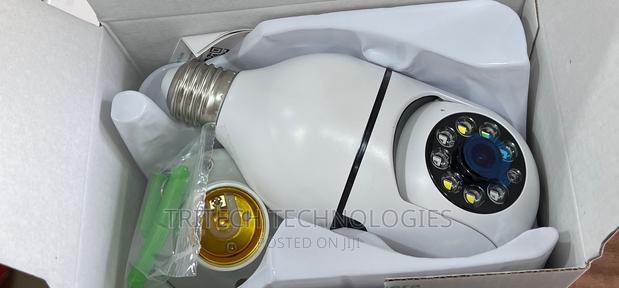 Bulb Wifi PTZ Camera 3mp 2 Way Audio · Photo 2
