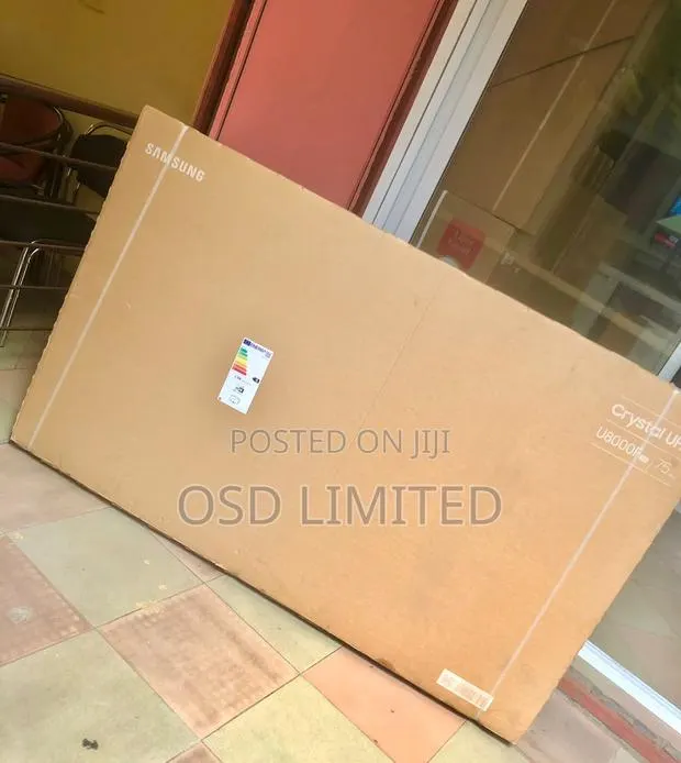75 Inch U8000f Crystal Uhd Smart Tv · Photo 1