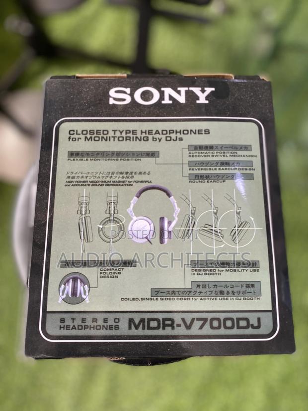 Headphone Sony MDR-V700DJ · Photo 1