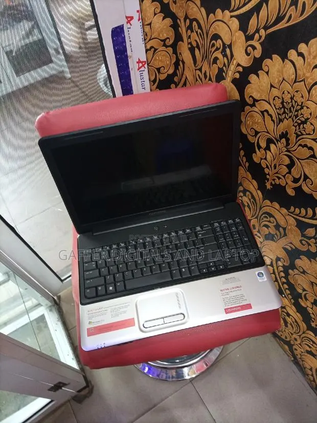 New Laptop HP Compaq 6515b 4GB Intel Core 2 Duo HDD 250GB · Photo 1