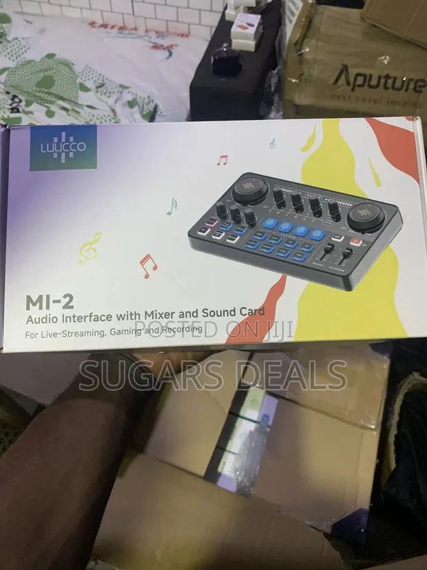 Luucco Mi -2 Audio Interface With Mixer and Sound Card · Photo 1