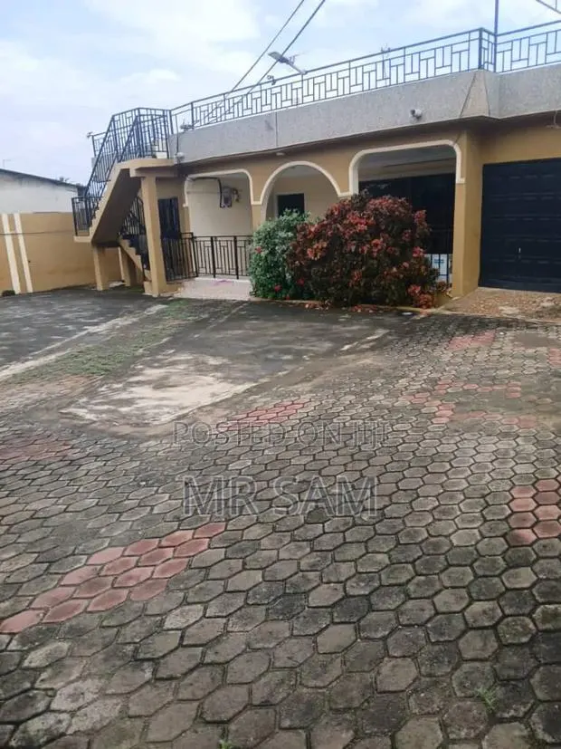 4bdrm House in Sam Properties, Mallam for sale · Photo 1