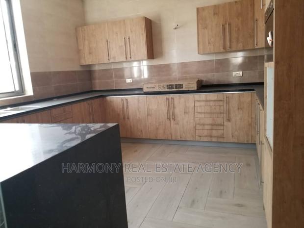 5bdrm House in West Legon for sale · Photo 3